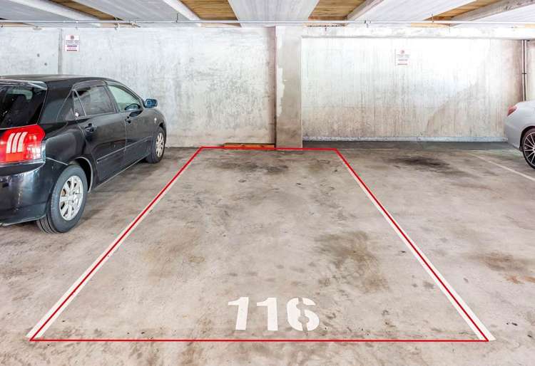 30 Beach Road Auckland Central_11