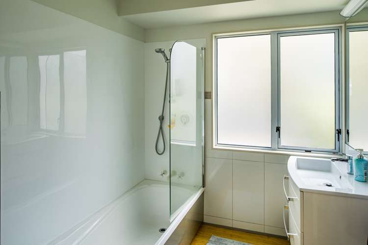 10 Westridge Camborne_17