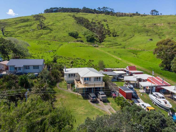 301 Hokianga Harbour Drive Omapere_17