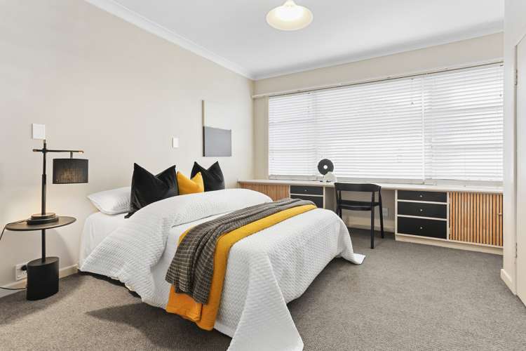 213 Te Atatu Road Te Atatu South_16