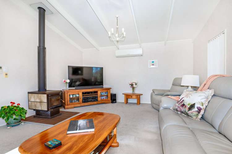 6 The Glebe Coastlands_18