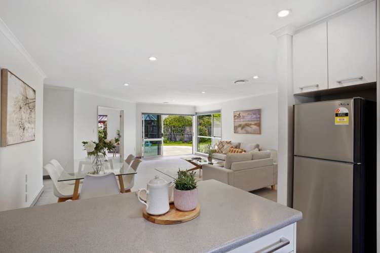 4 Thicket Close Redwood_10