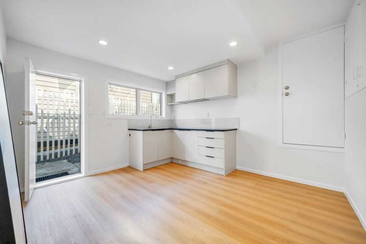 40 Caronia Crescent Lynfield_12