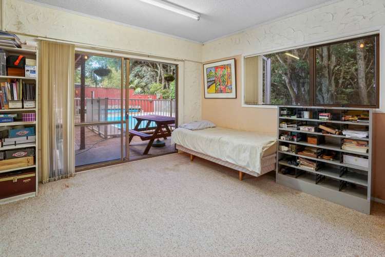 8 Deodar Place Totara Heights_11