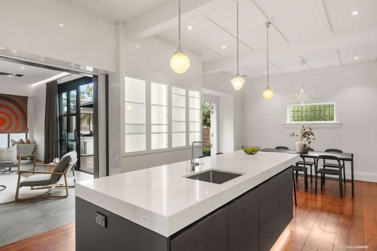 67 Old Mill Road Westmere_4