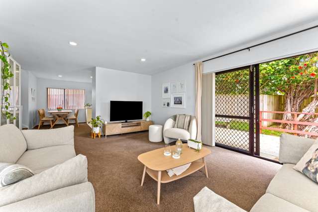 2/9 Hogans Road Glenfield_2