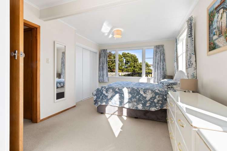 194 Seaview Road Westown_5