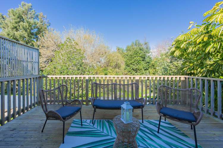 28 Warwick Crescent Taradale_14