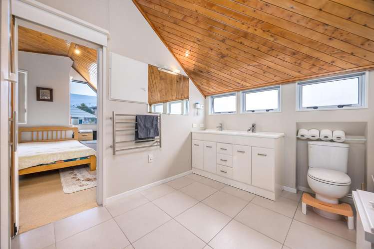 6 Oteha Valley Road Northcross_6