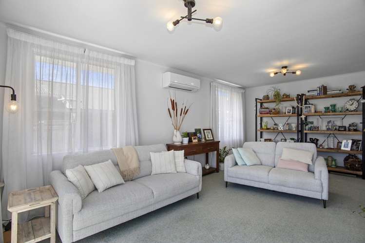 22 Berkeley Road Wainuiomata_5