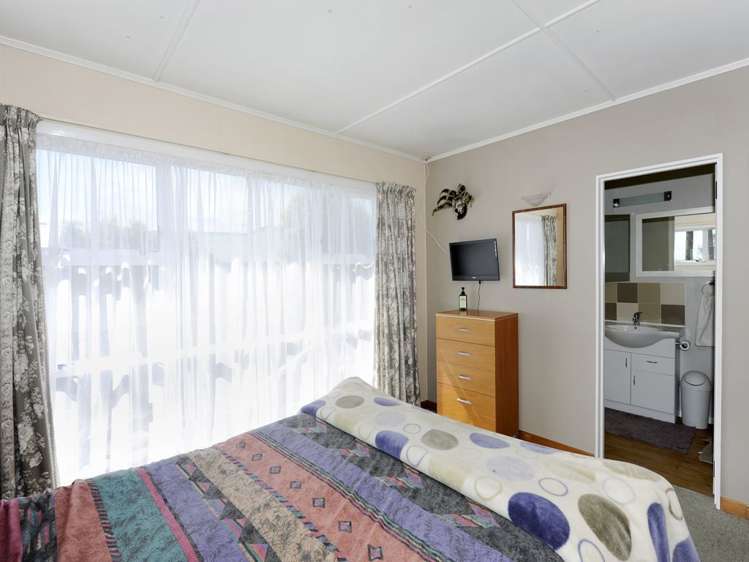 34 Marsden Road Stoke_9