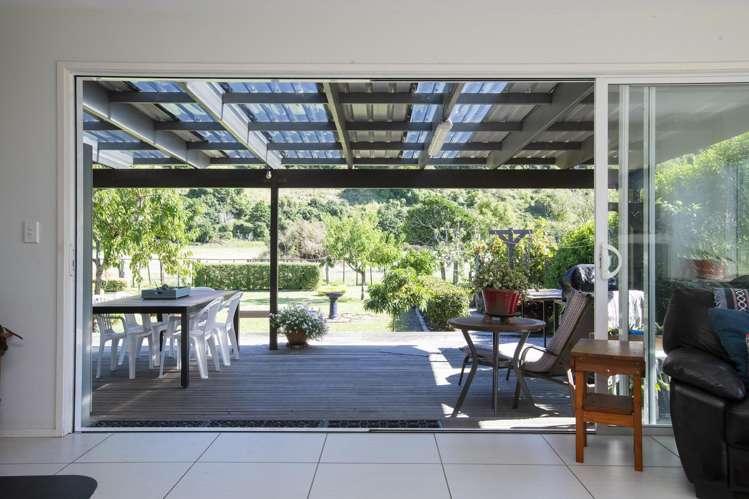 1 Forster Street Tolaga Bay_27