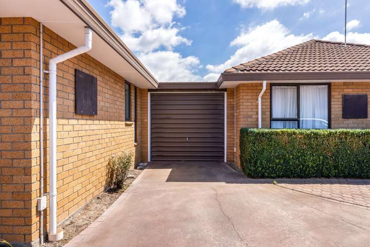 3/12 Lyndon Street Riccarton_14