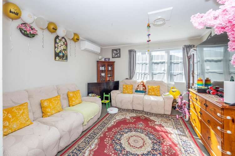 92 & 94 Peachgrove Road Hamilton East_36