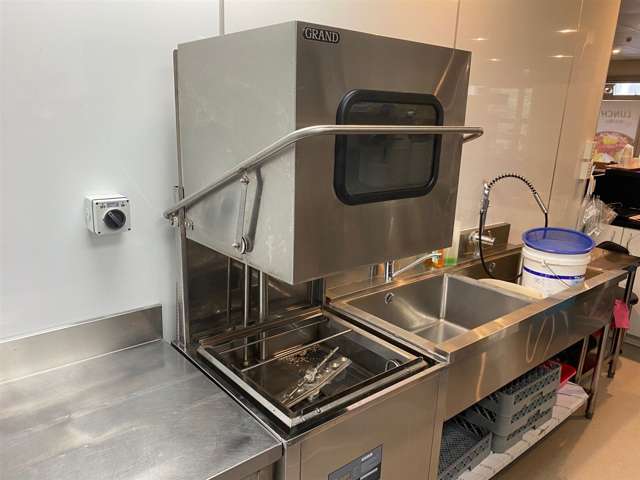 ./. Mr K Butcher BBQ Restaurant Rosedale_4