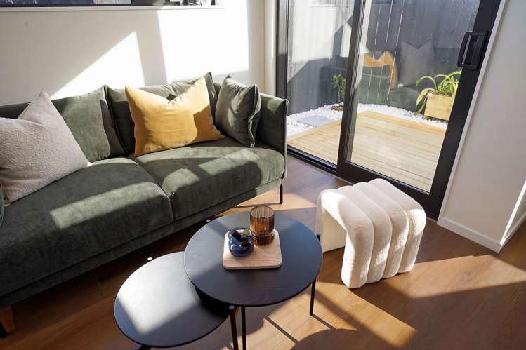 6 Sails Road_2