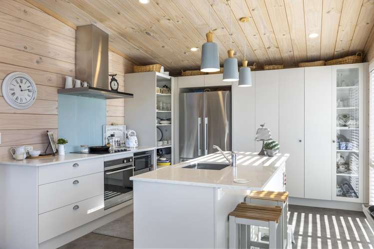 15 Silich Street Acacia Bay_9