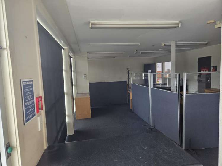 674 Devon Road Waiwhakaiho_7