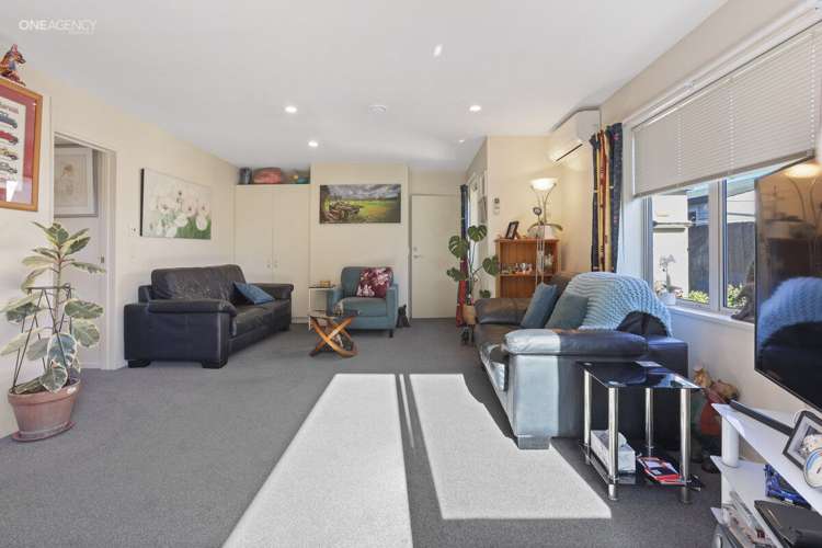 Flat 2/29 Ivory Street Rangiora_13