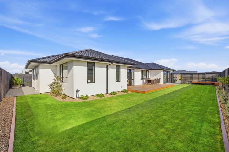 9 Merino Crescent Amberley_13