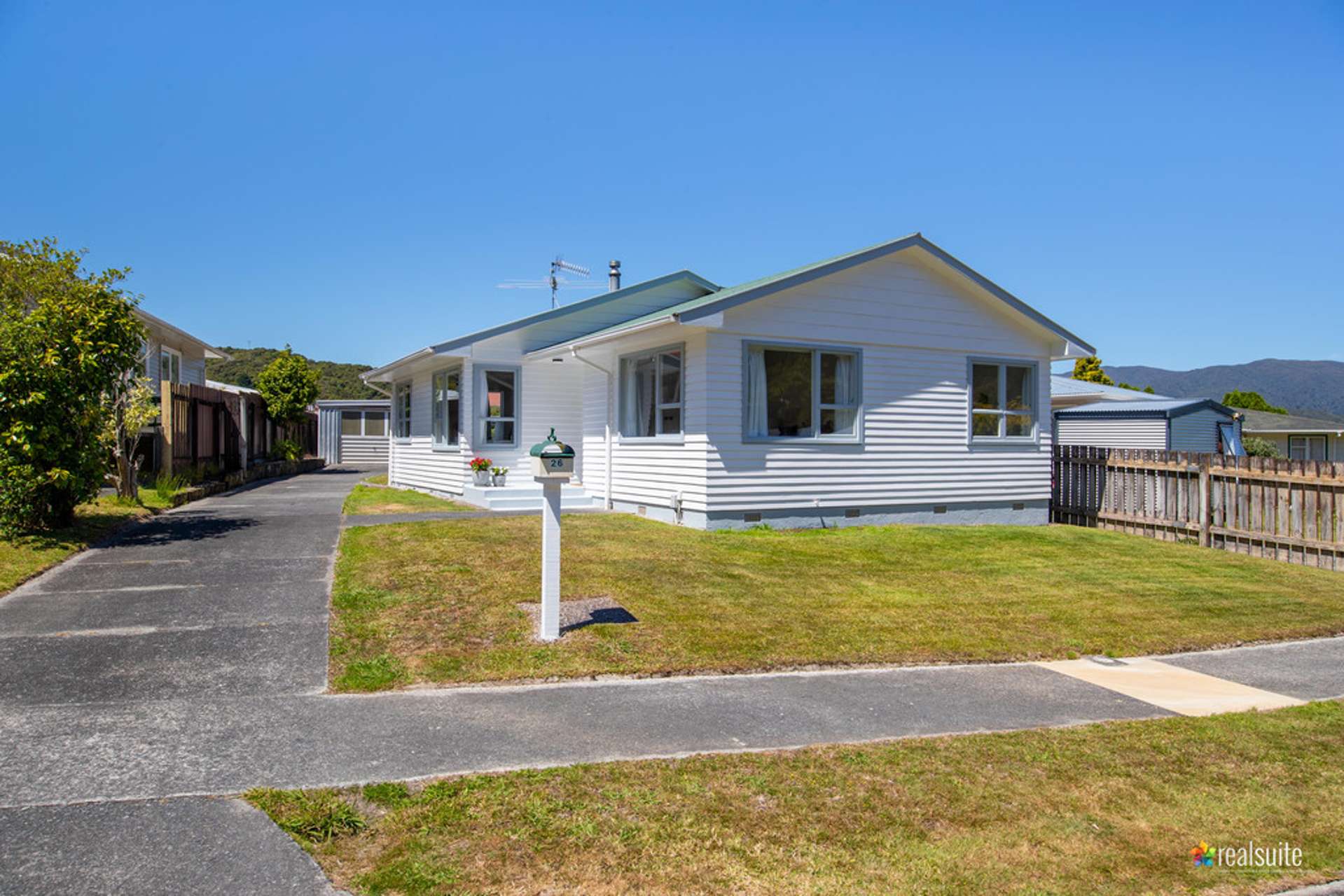 26 Kairanga Crescent Wainuiomata Lower Hutt City Houses for Sale