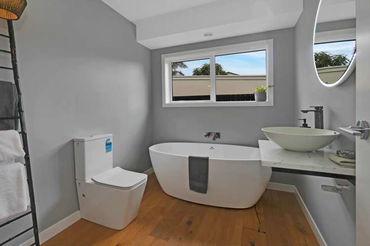 18 Tui Street Point Chevalier_8