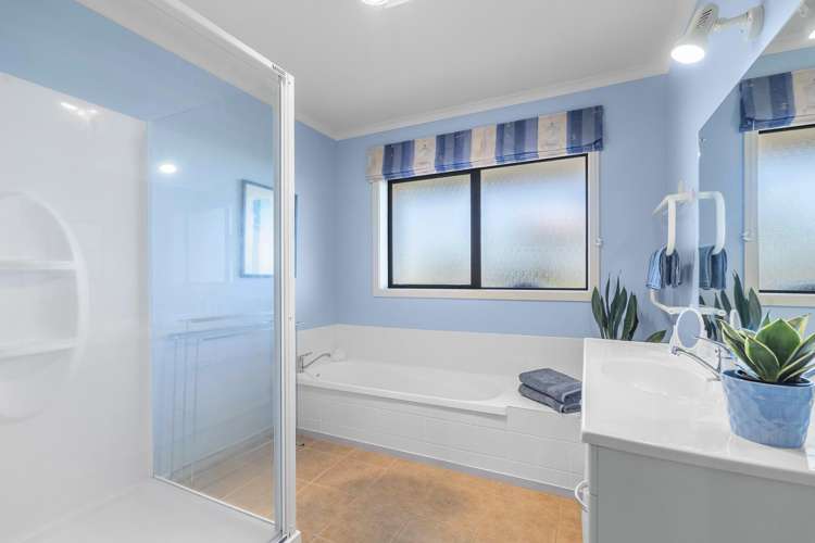 6 Ash Place Whalers Gate_21