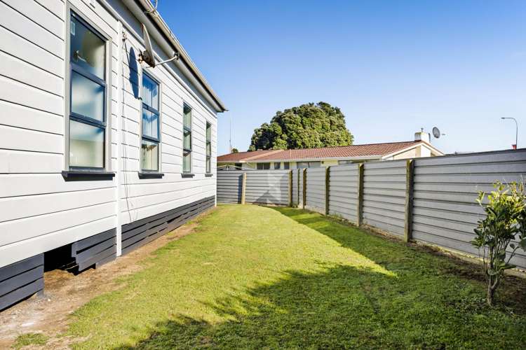 176 Glover Road Hawera_26