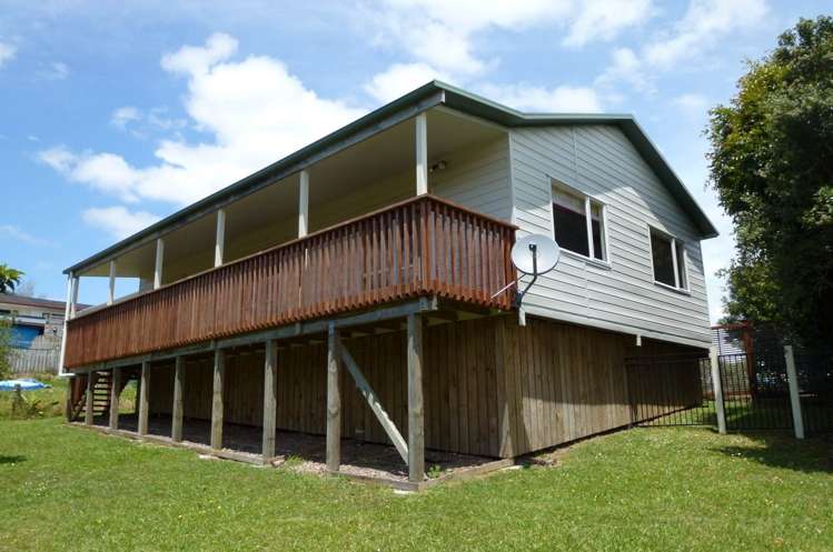 81 Alcoba Street Kamo_13