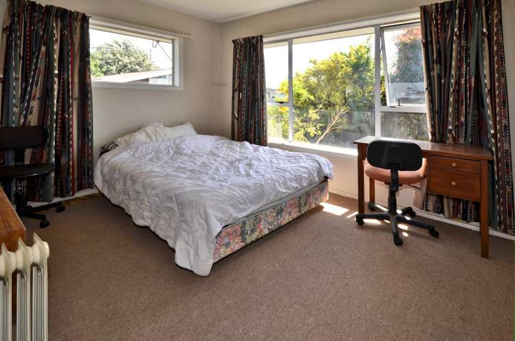 32 Oriana Crescent Hornby_5