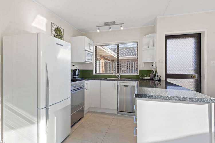 3/111 Kolmar Road Papatoetoe_8