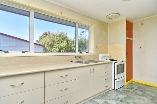 3 Betty Place Aranui_1