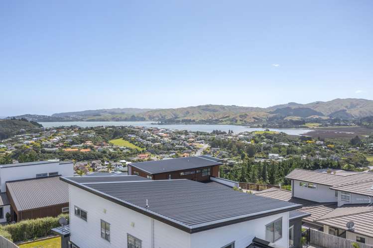 127 Endeavour Drive Whitby_19