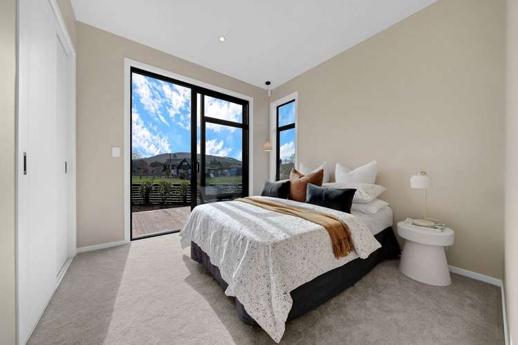 5 Meadows Drive Clevedon_12