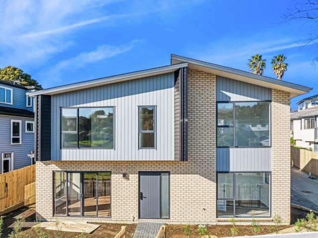 Freestanding Family Gem Near Sylvia Park
