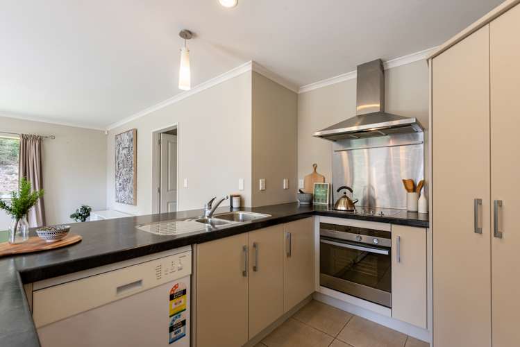 9 Boleyn Close Kingsley Heights_3