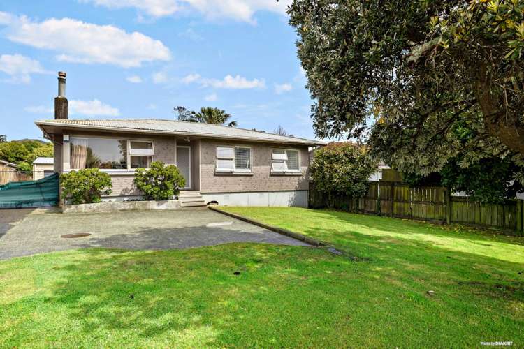 108 Tirimoana Road Te Atatu South_4