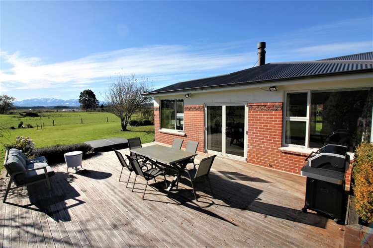 304 Lillburn Valley Road Tuatapere_17