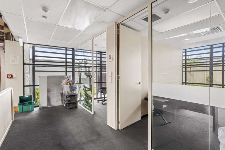 B and D/13 Douglas Alexander Parade Albany_7