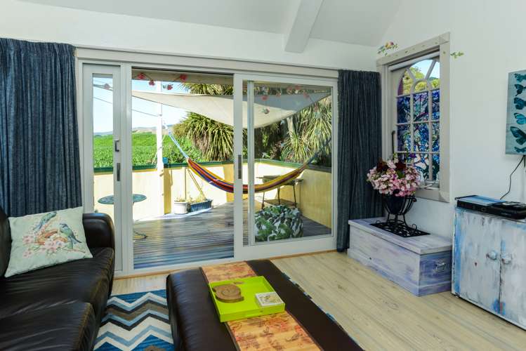 37 Gillies Crescent Waimarama_21