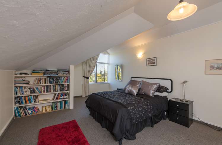 200 The Ridgeway Stoke_15