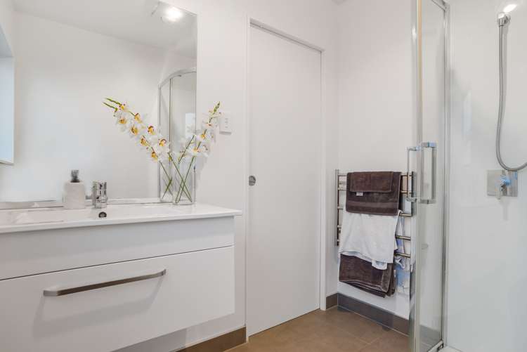 5 Crestview Rise Papakura_22