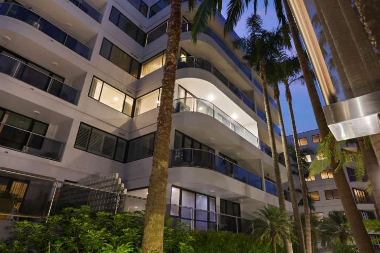 2C/171 Hurstmere Road Takapuna_51
