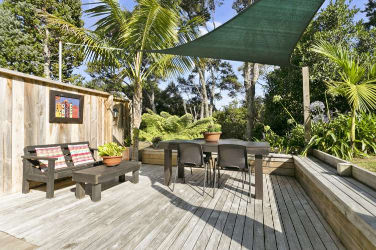 33 Tinopai Road Titirangi_1