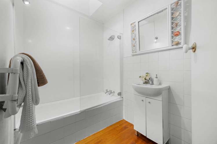 1/2 Jutland Street Mairangi Bay_20