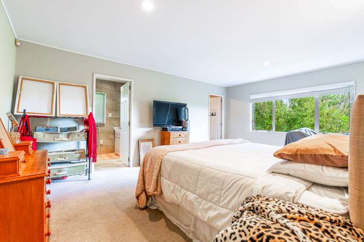 21a Woodfern Crescent Titirangi_8