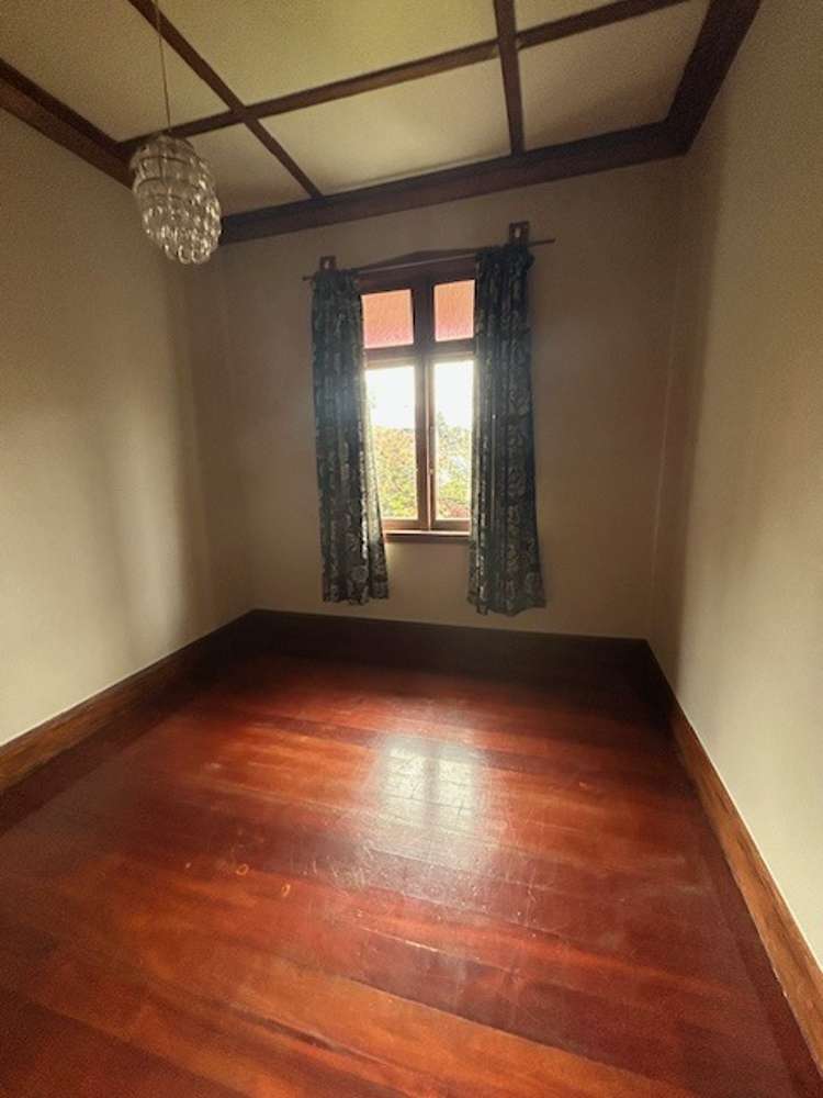 5 Fleming Road 2124_3