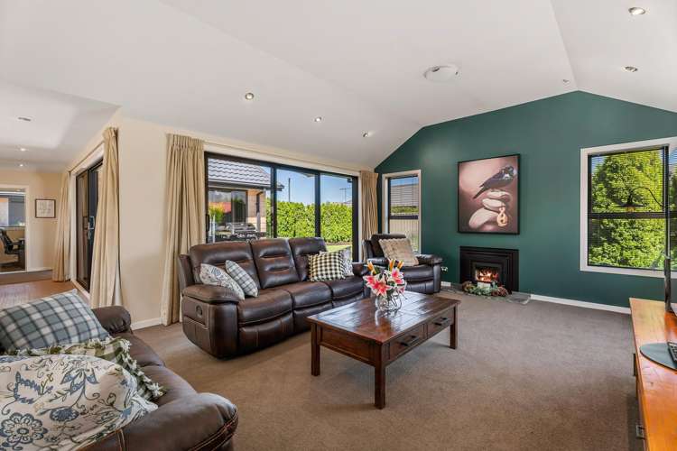 12 Ethereal Crescent Cromwell_12