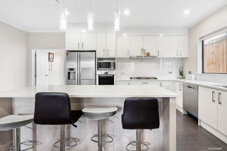 24 Carrickdawson Drive Flat Bush_7