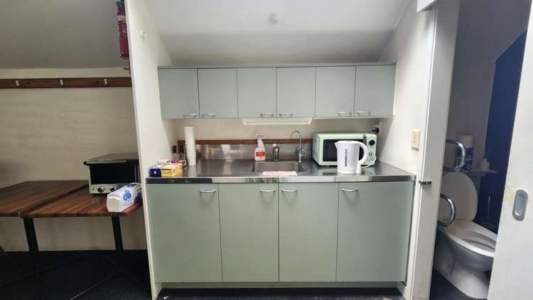 2B Empire Road Epsom_14